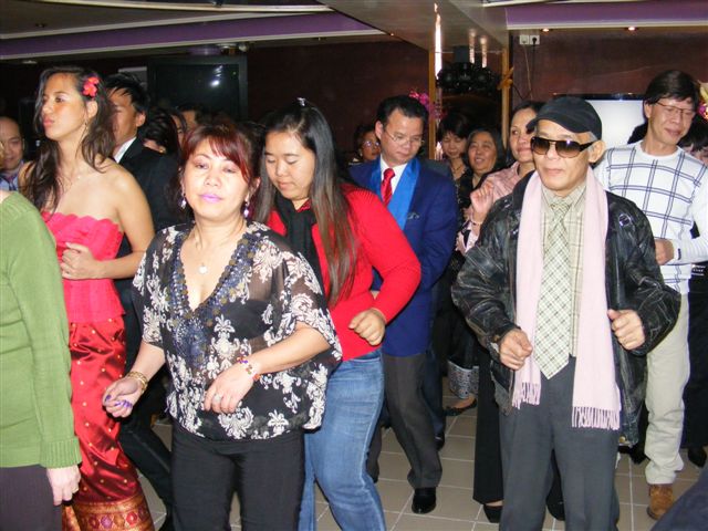 Promotion dvd laoParis-080308 065.jpg